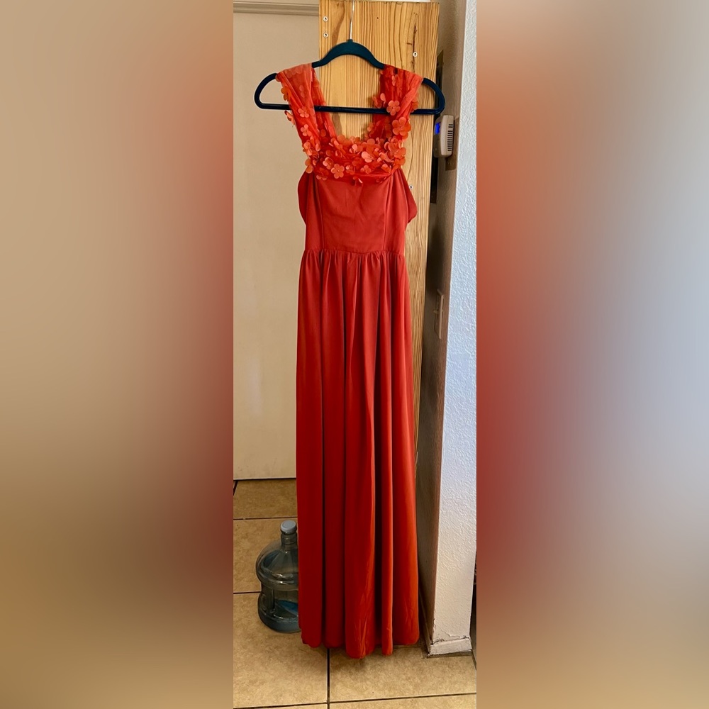Chic Scarlet Floral Maxi Dress